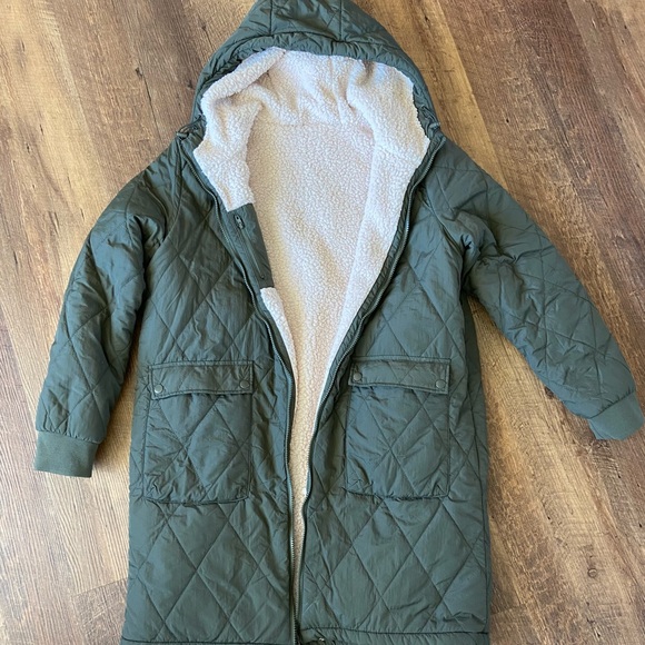 The Duchess reversible sherpa jacket - Picture 2 of 5